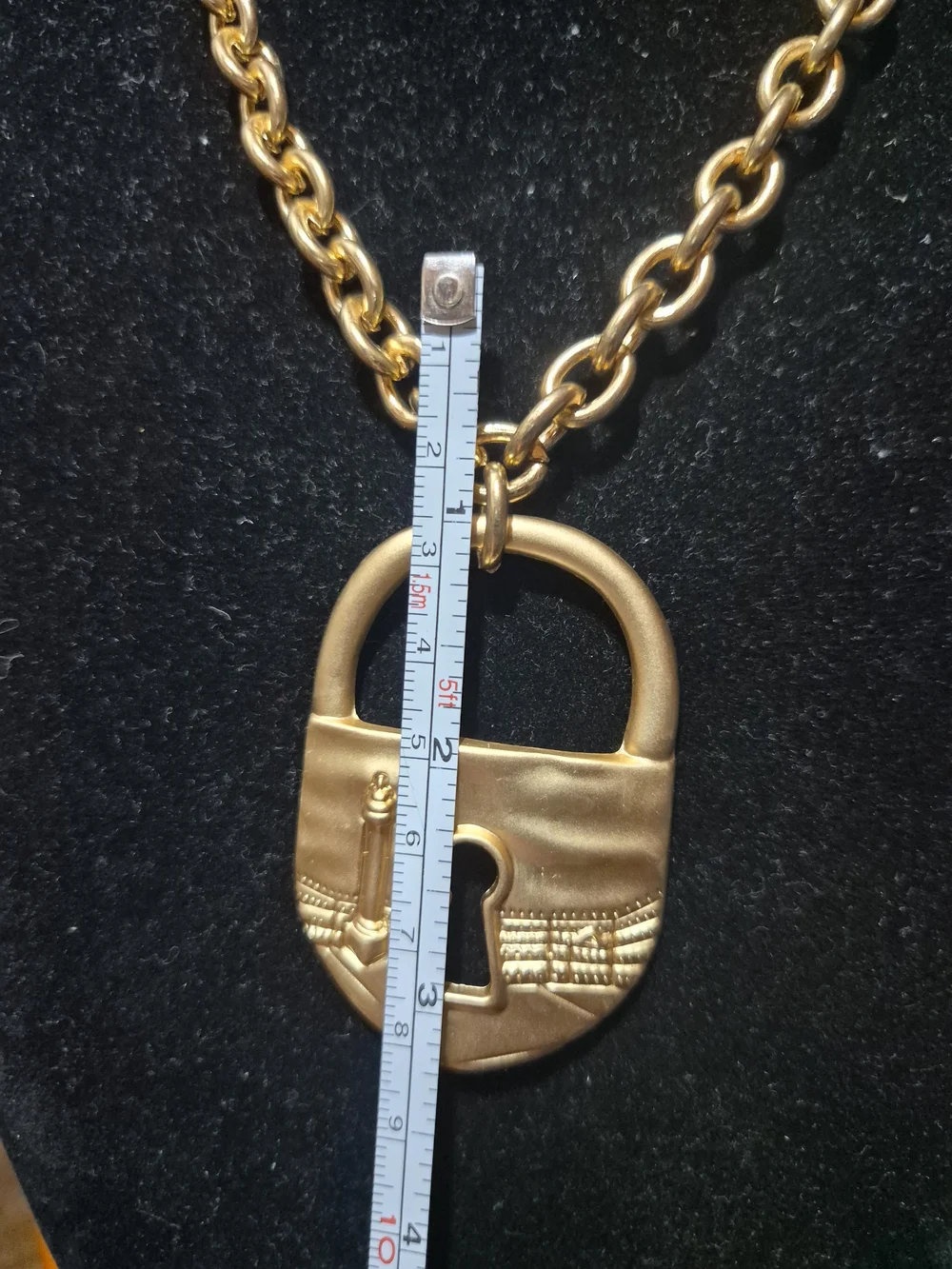 The Unbranded Brand statement gold