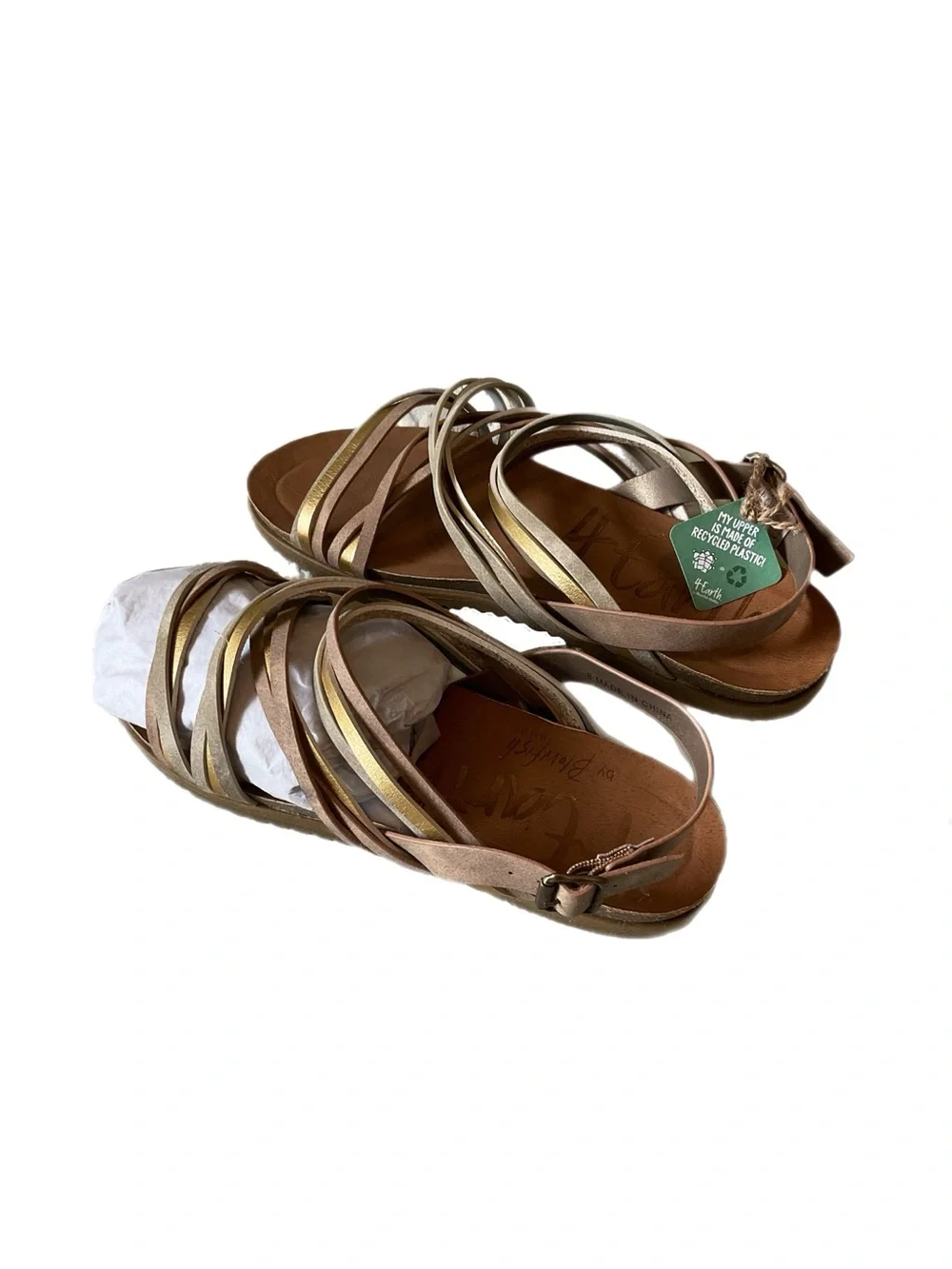 4 Earth by Blowfish stylish cream