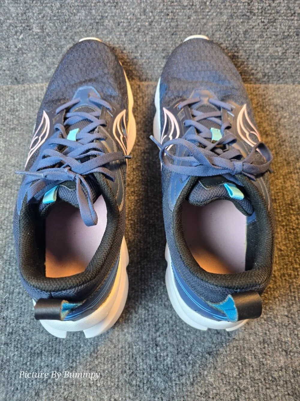 Saucony Women's Odysseus Running Shoes US 11.5