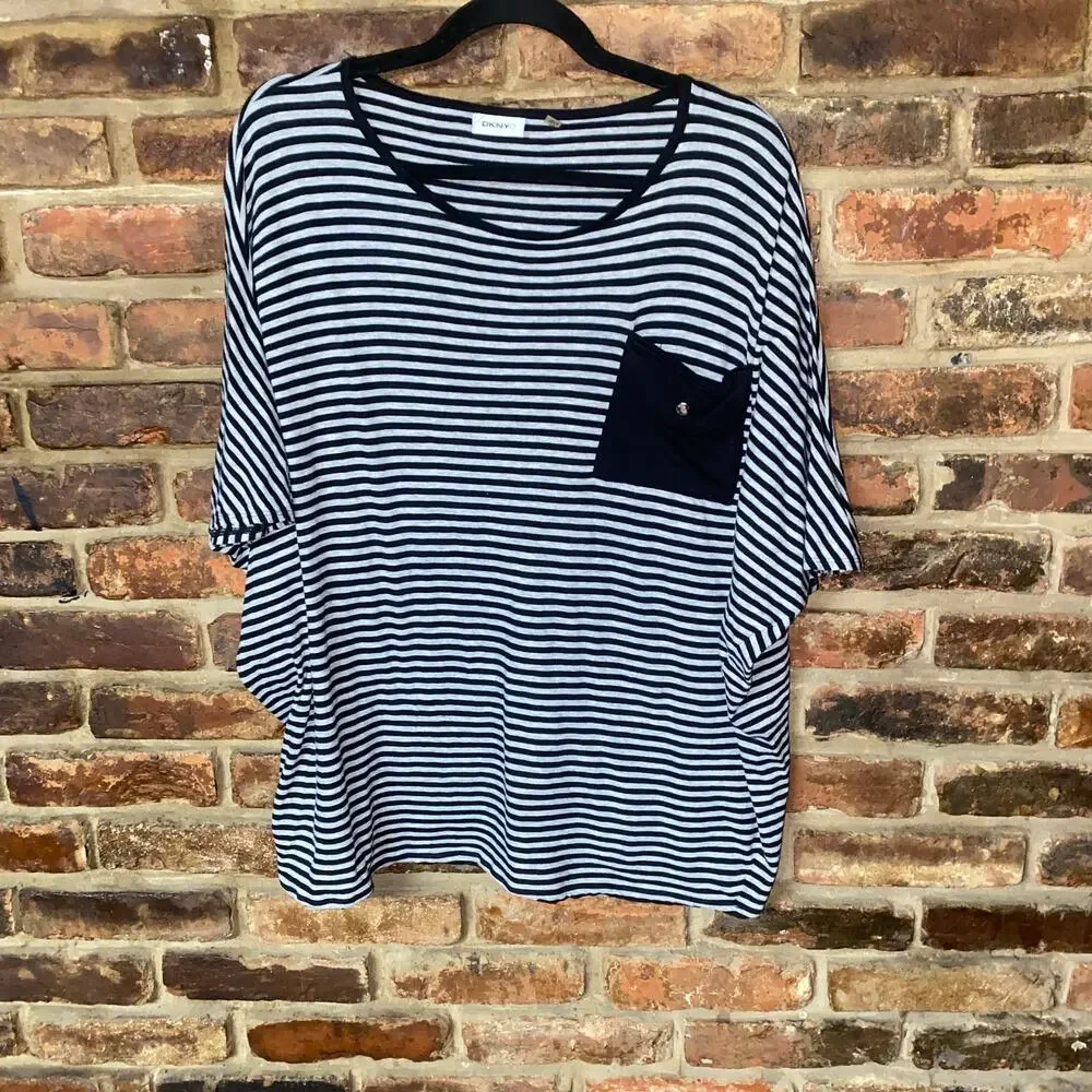 DKNYC Black & Gray Striped Dolman Sleeve Poncho Shirt Women;s Size Small/Medium