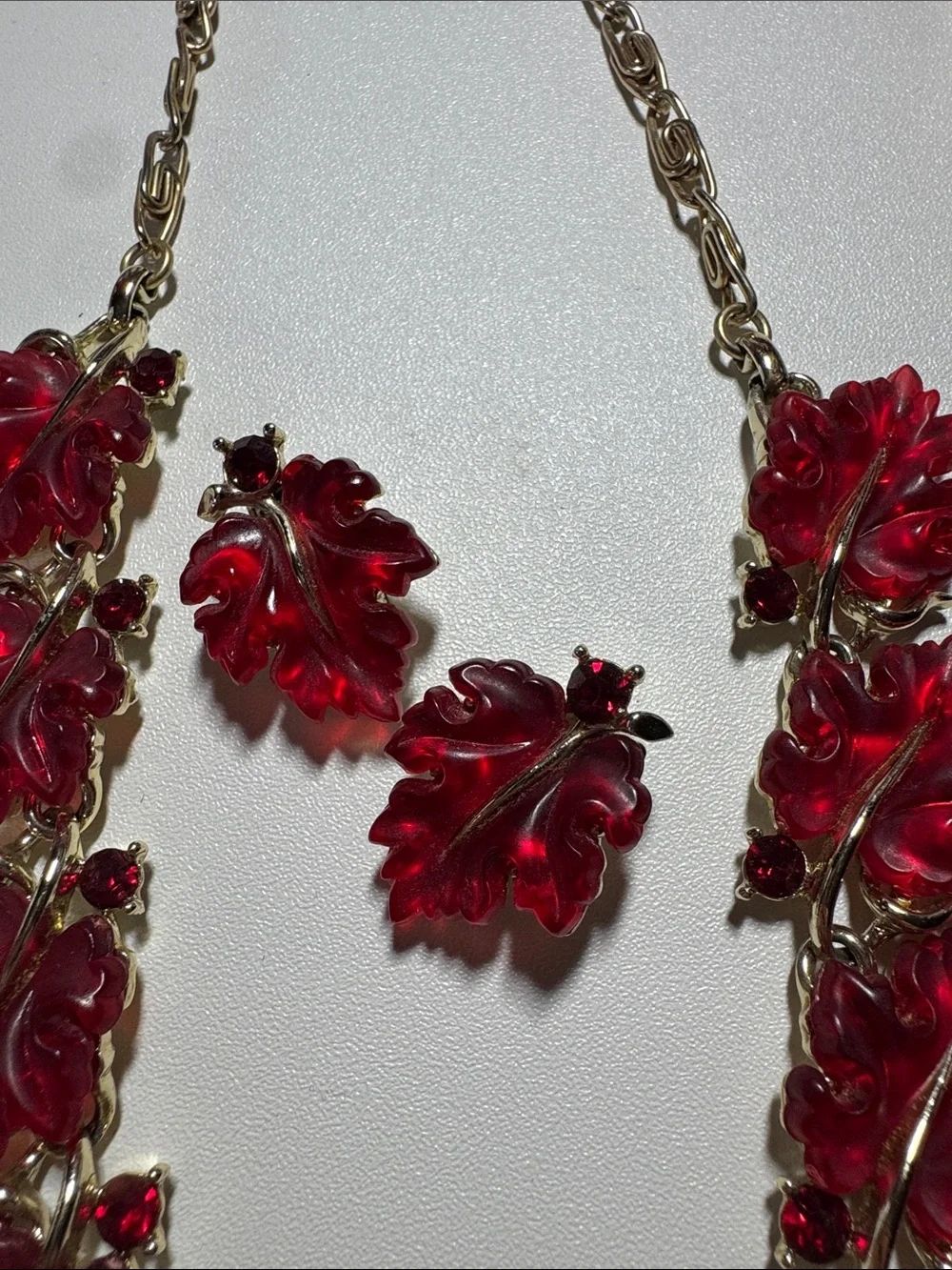 Lisner Jewelry lisner molded
