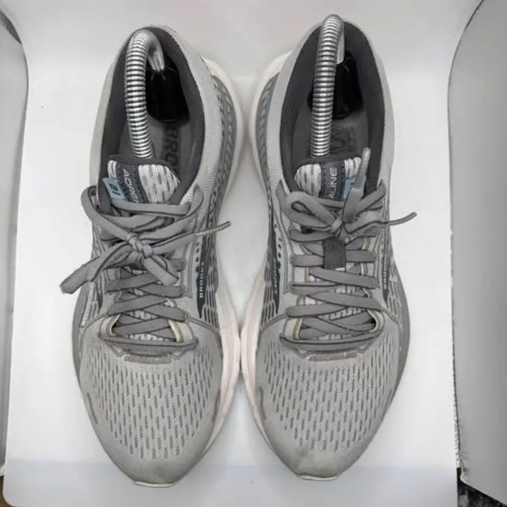 Brooks women’s good