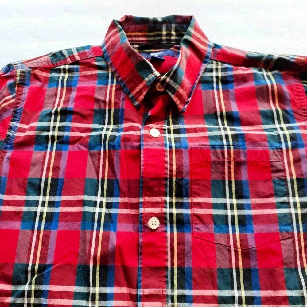 GAP boy button