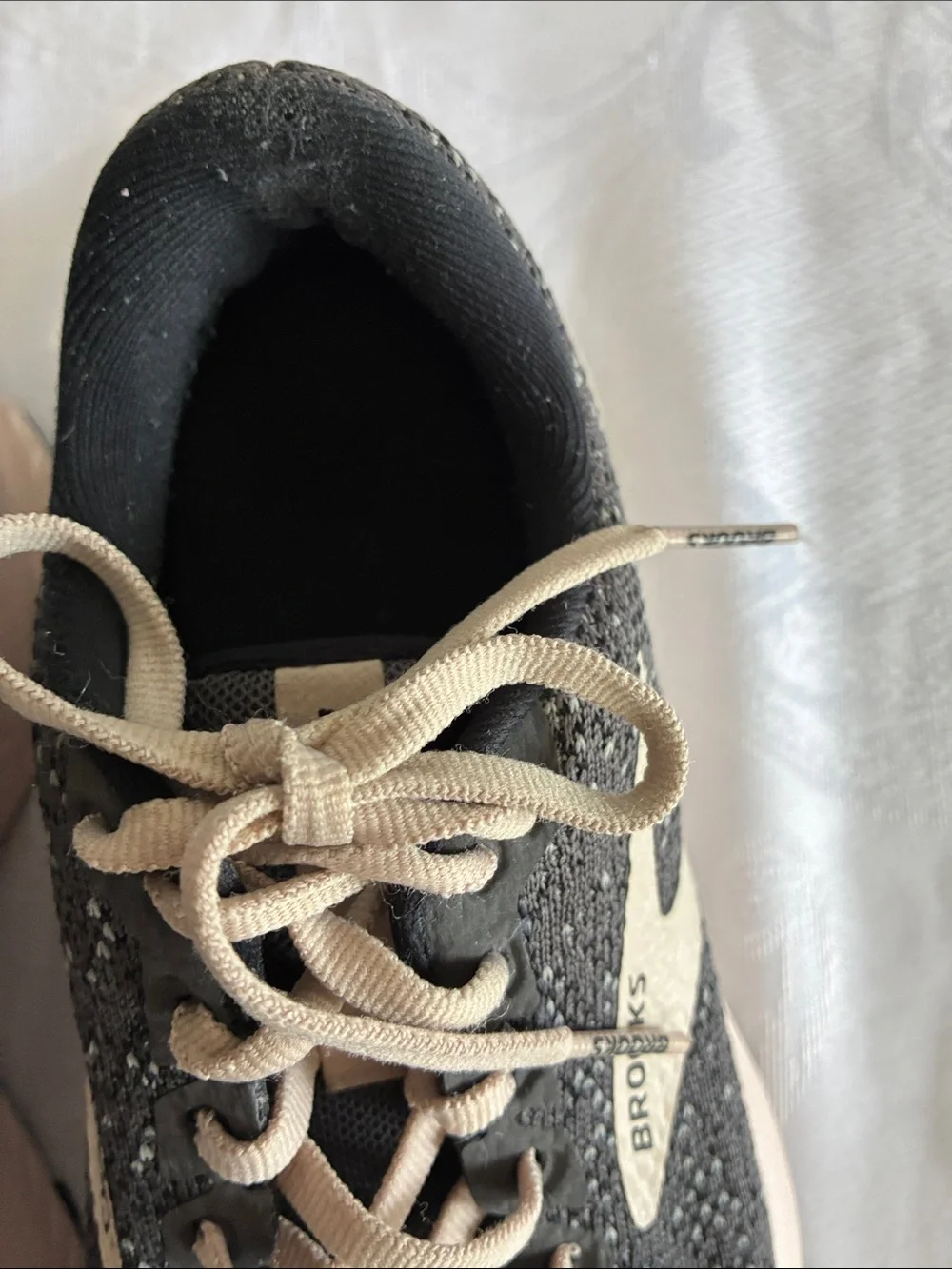 Brooks Women's Black and Beige Athletic Running Shoes