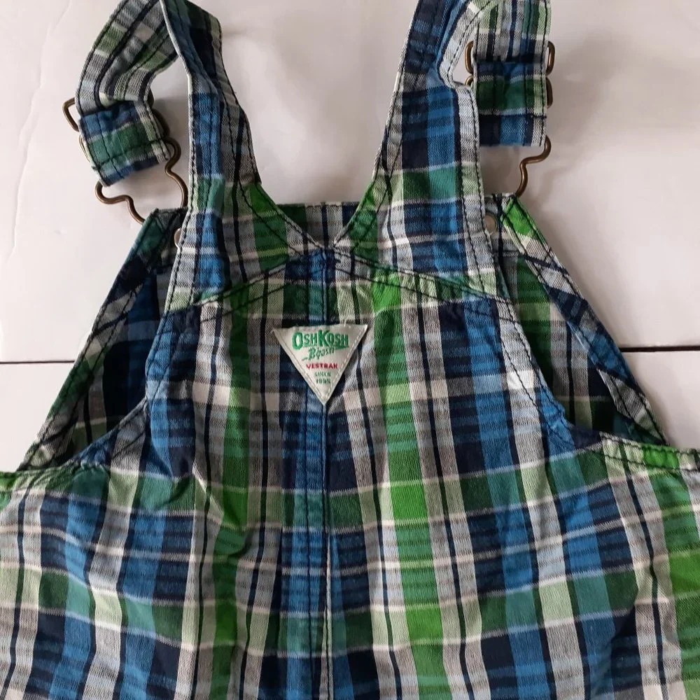 OshKosh Bgosh boy oshkosh