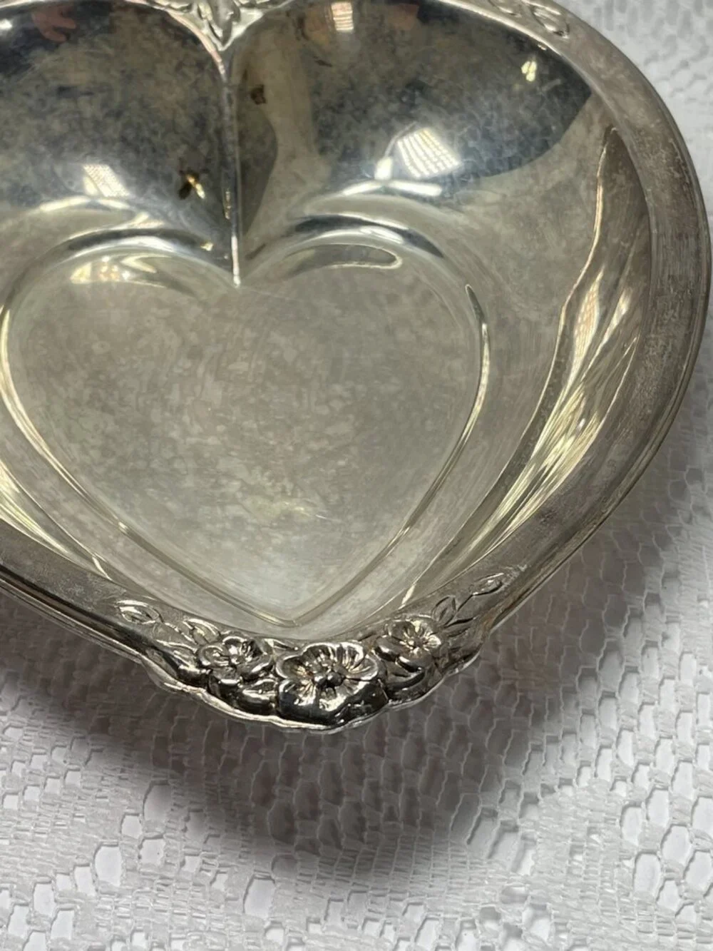 Vintage Laurel Mist 648 Silver Heart Shaped Candy Dish 7.25