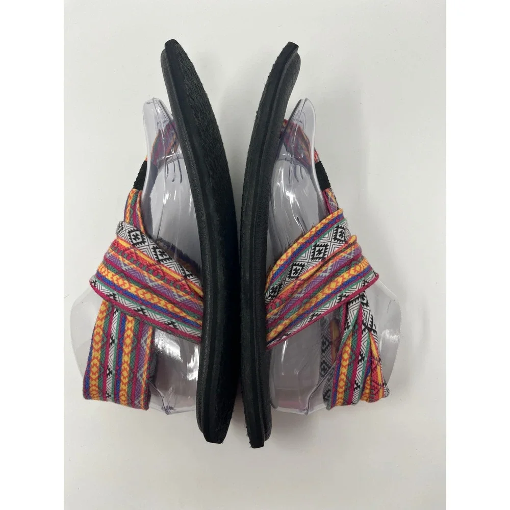 Sanuk yoga sling