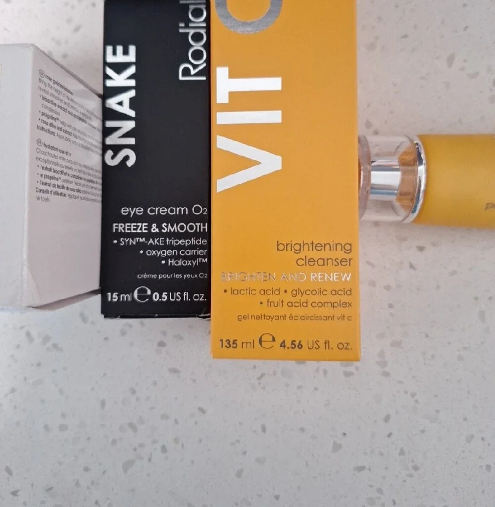Rodial rose gold