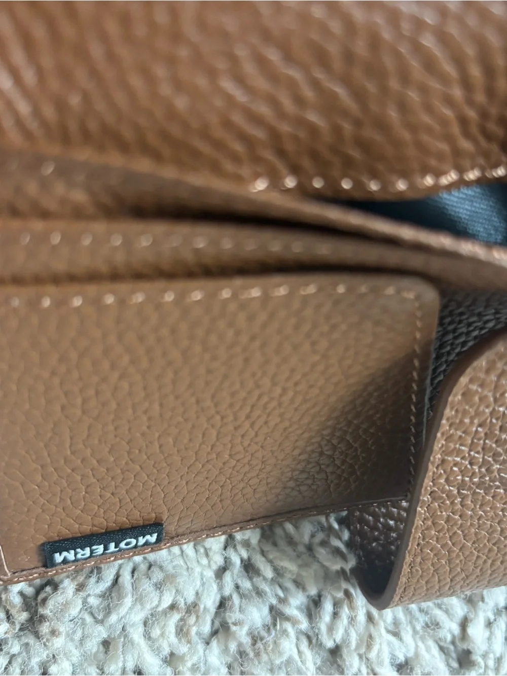 Moterm premium pebbled