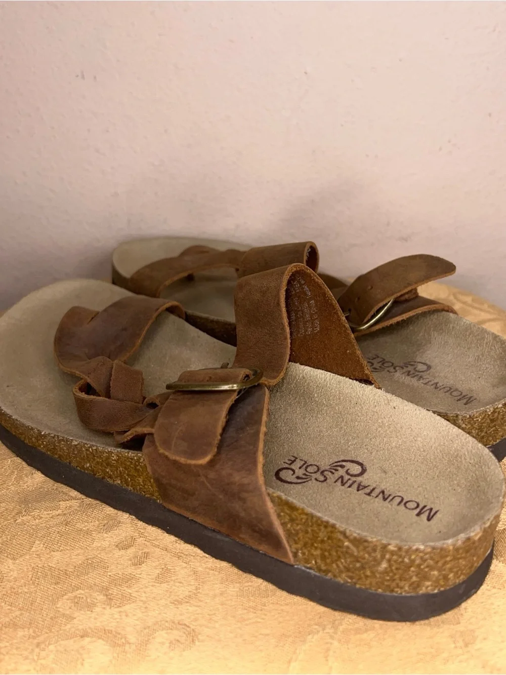 Mountain Sole address color height