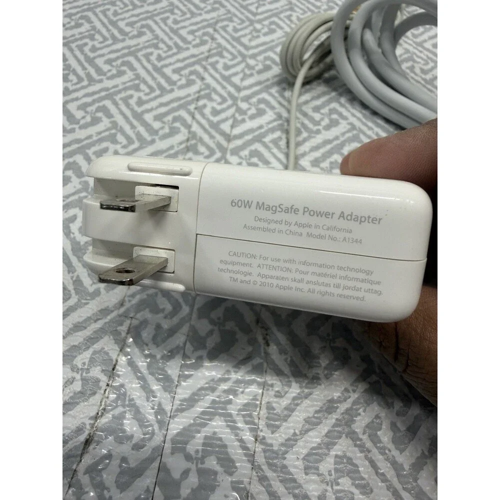 Apple genuine 60w