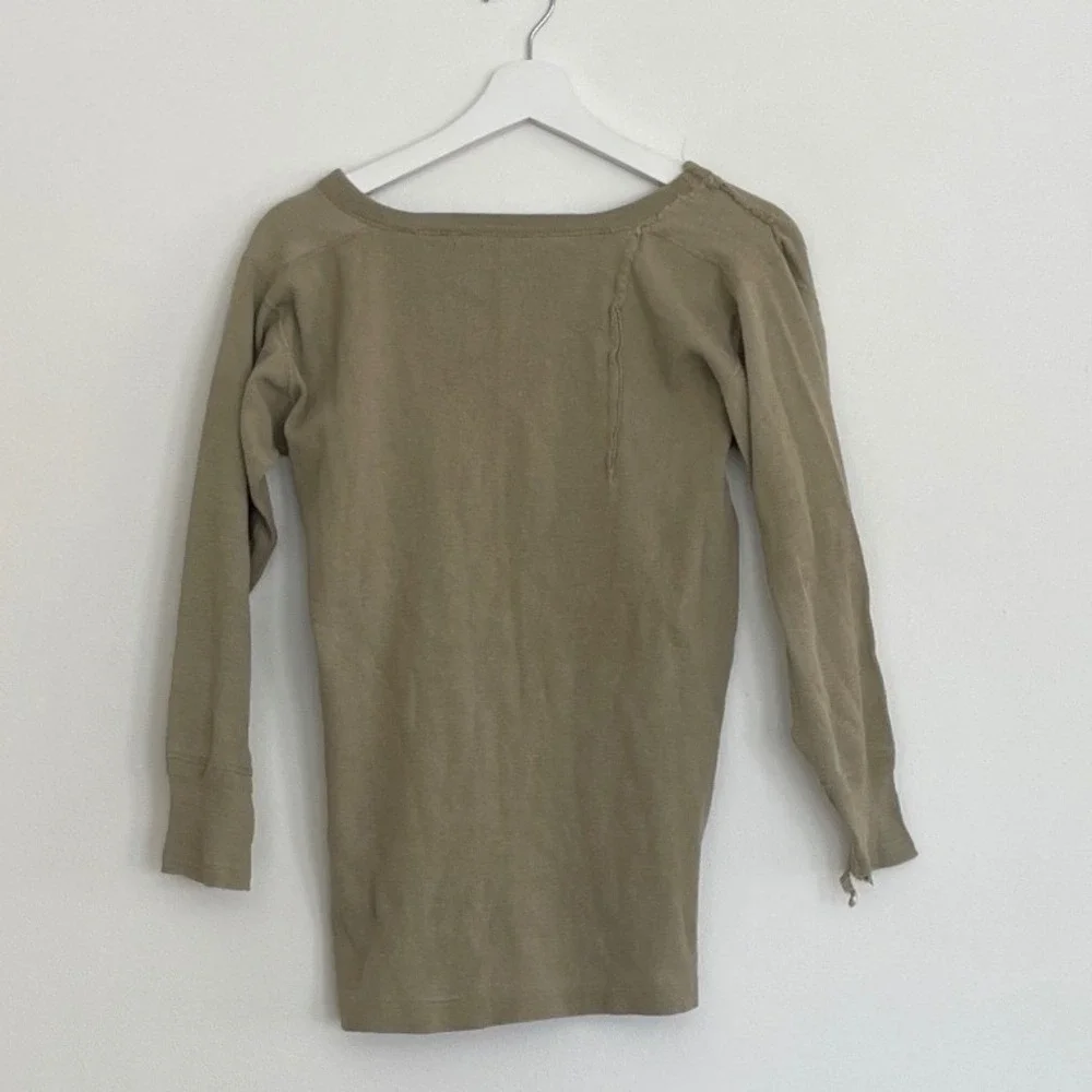Vintage distressed ribbed