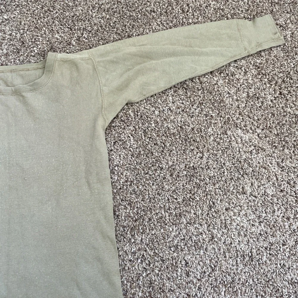 Vintage distressed ribbed