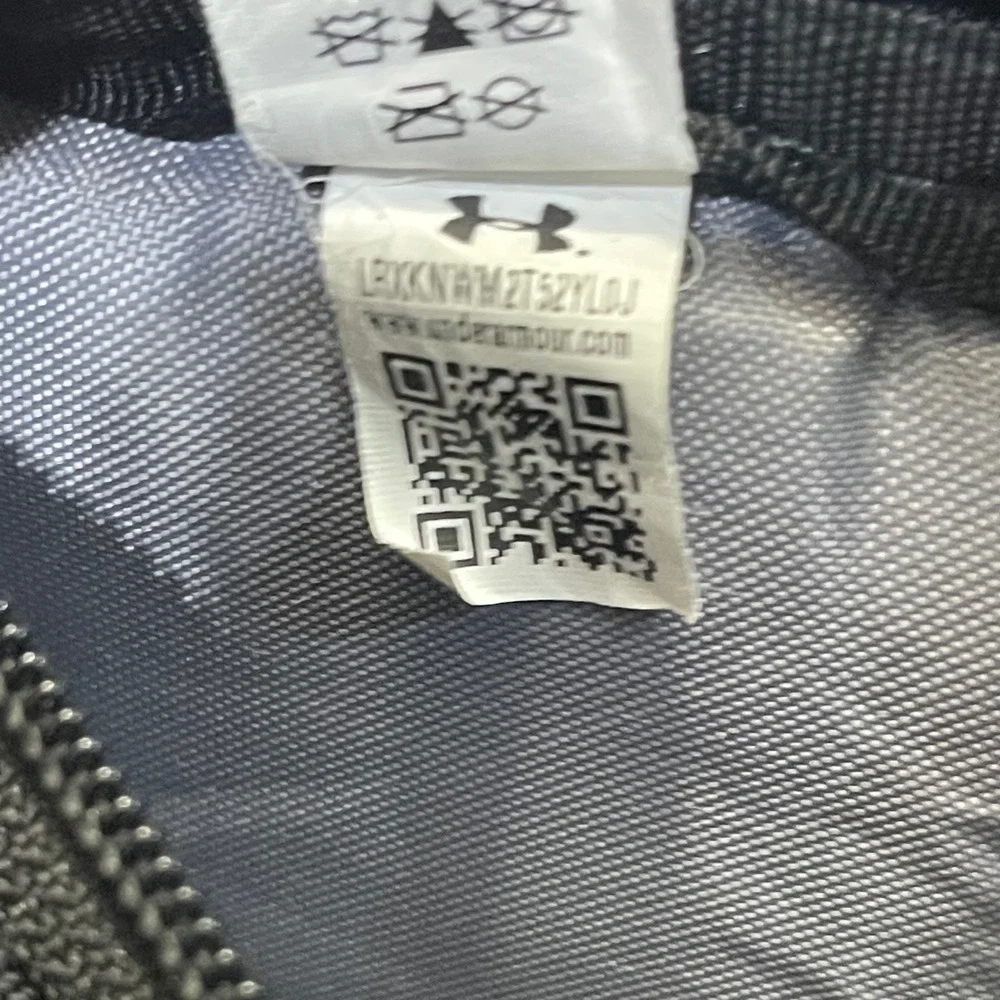 Under Armour macbook clean side