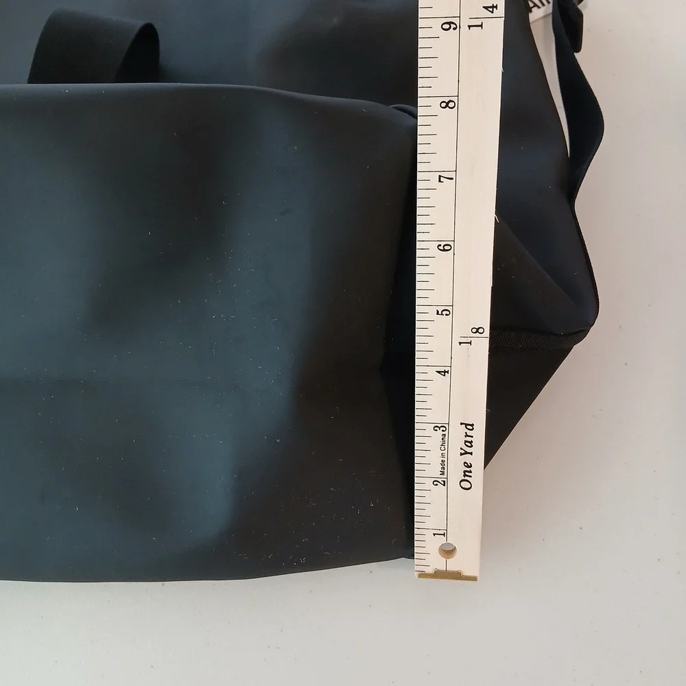 Rains nwt sleek