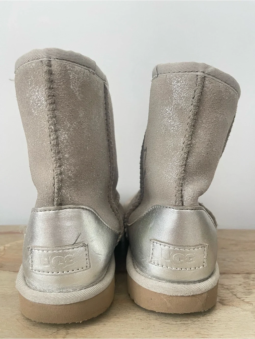 UGG lovely plush
