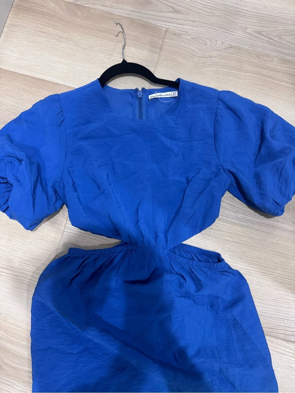 Abercrombie & Fitch airy royal