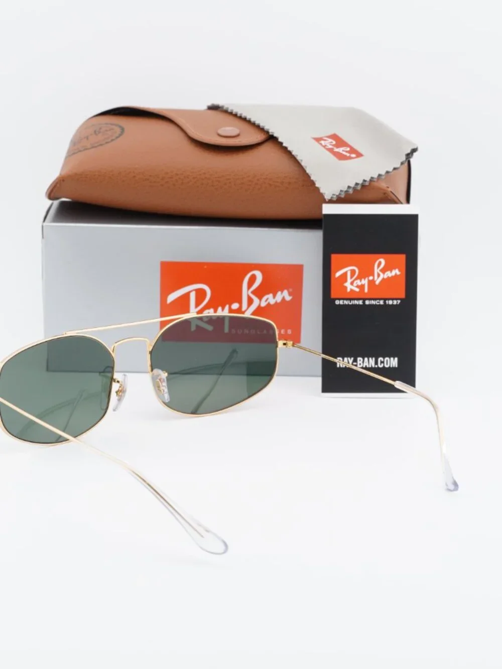 Ray-Ban model rb3845
