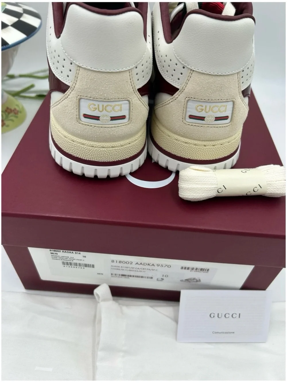 Gucci cream tongue card