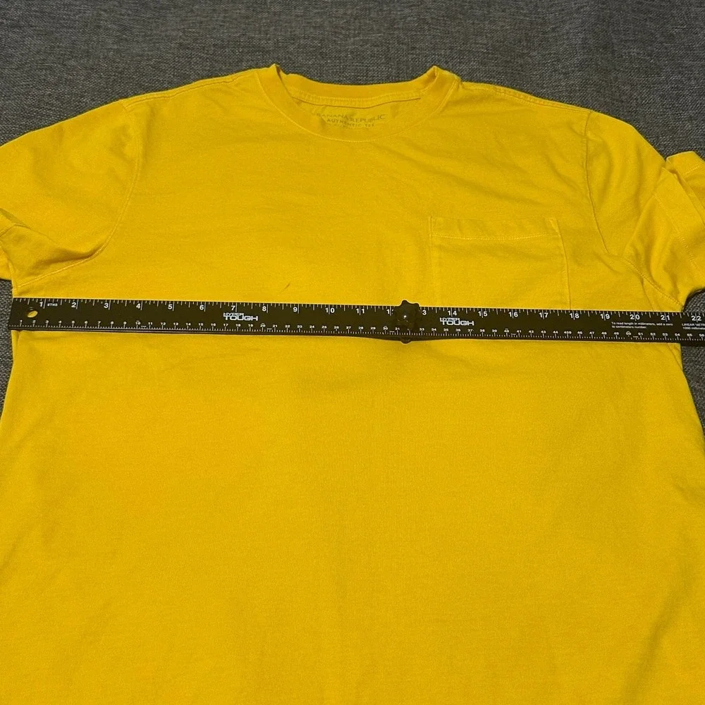 Banana Republic‎ Men's L Authentic Tee