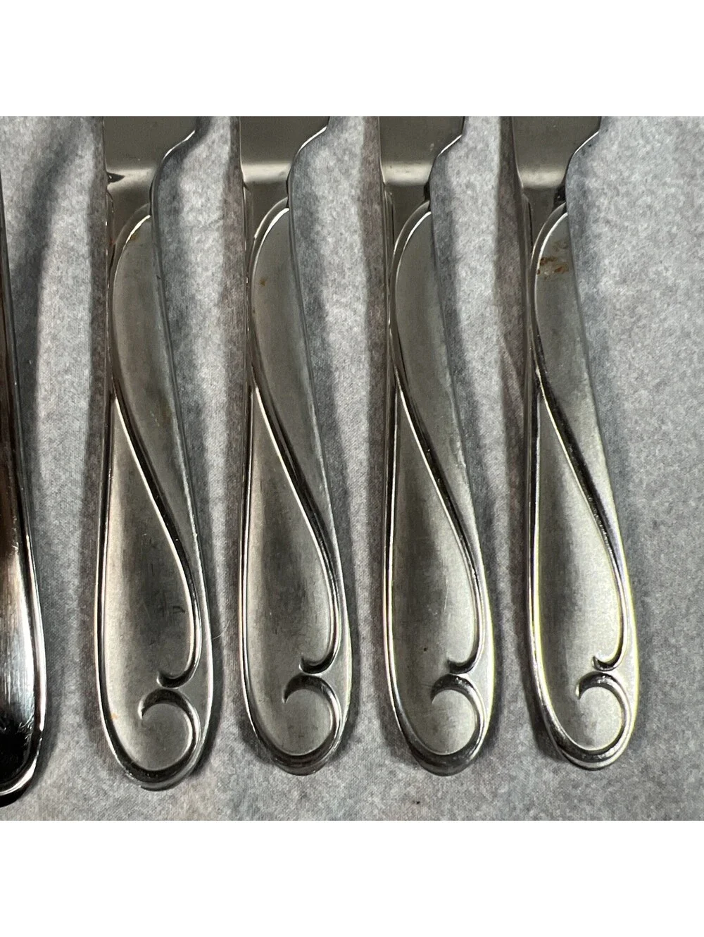 Four Piece Knife And Fork Stainless Steel Swirl Design