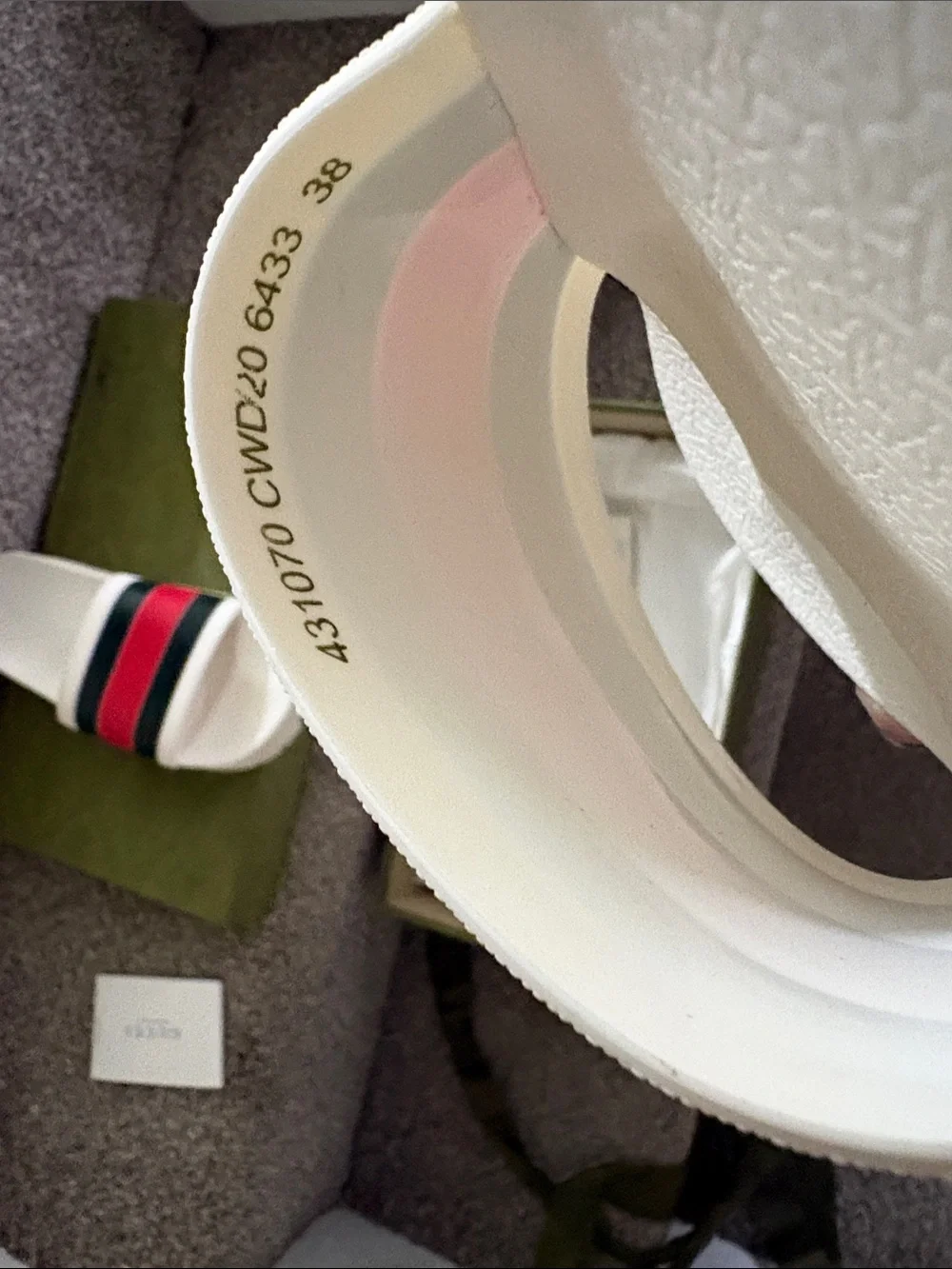 Gucci authentic slides
