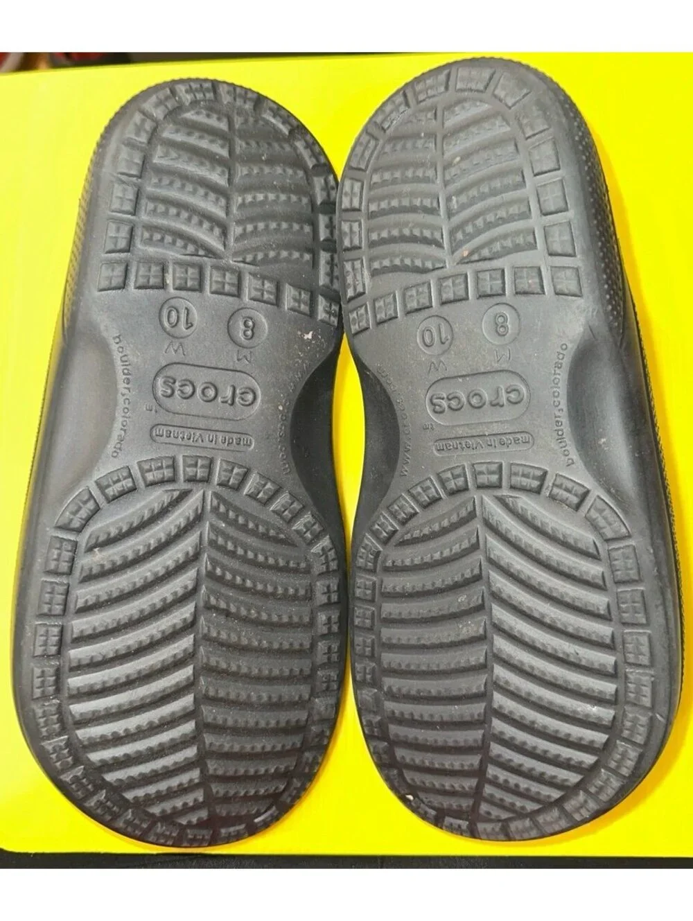 CROCS good used