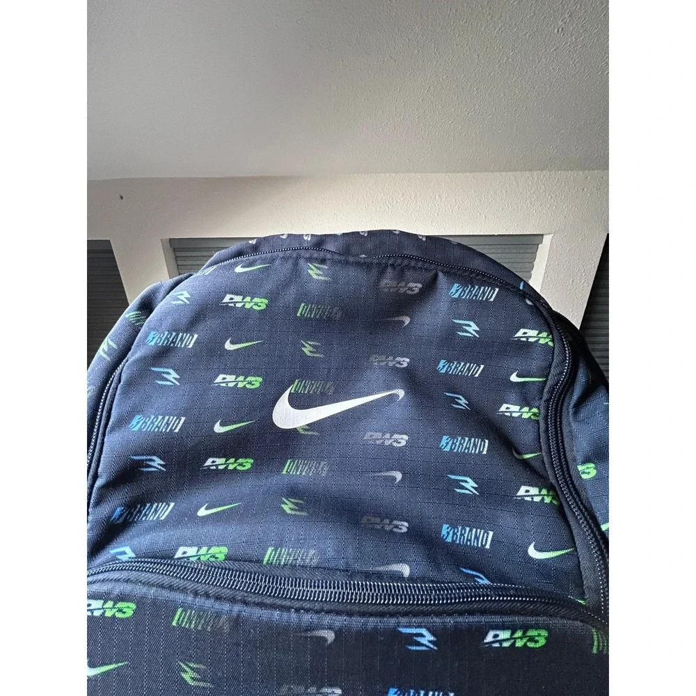 Nike russell wilson