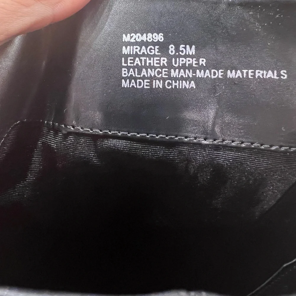 Metoo brand black