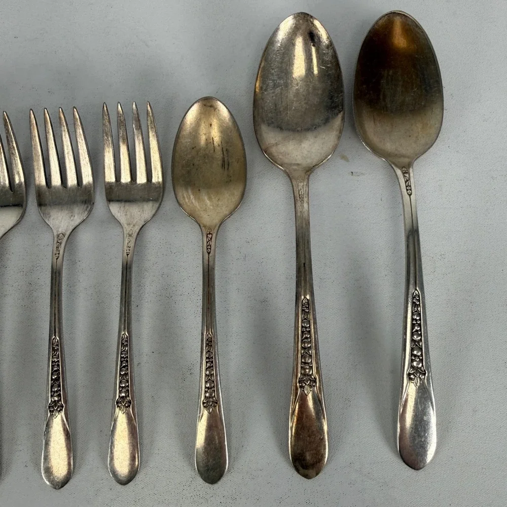 Wm. Rogers & Son product lot