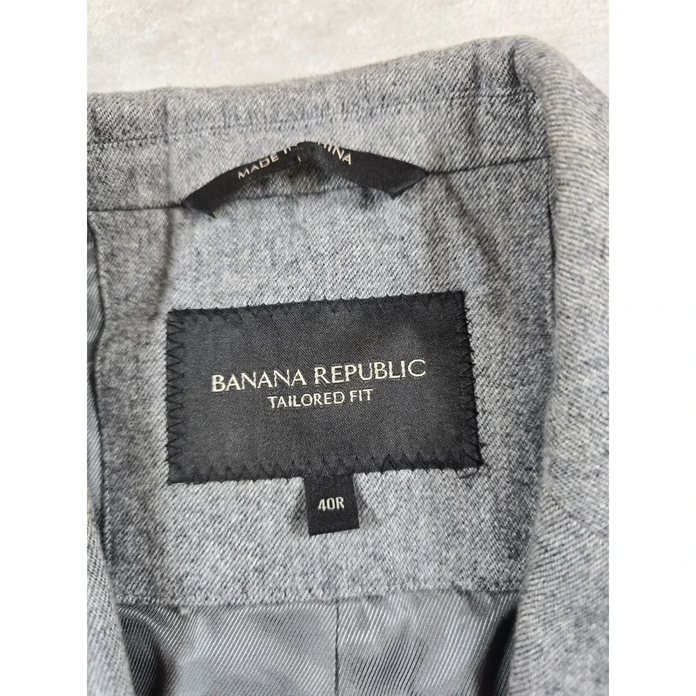 Banana Republic this banana