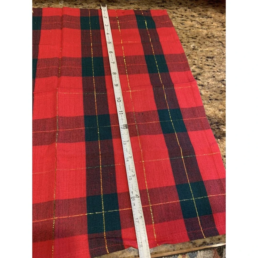 Unbranded red green