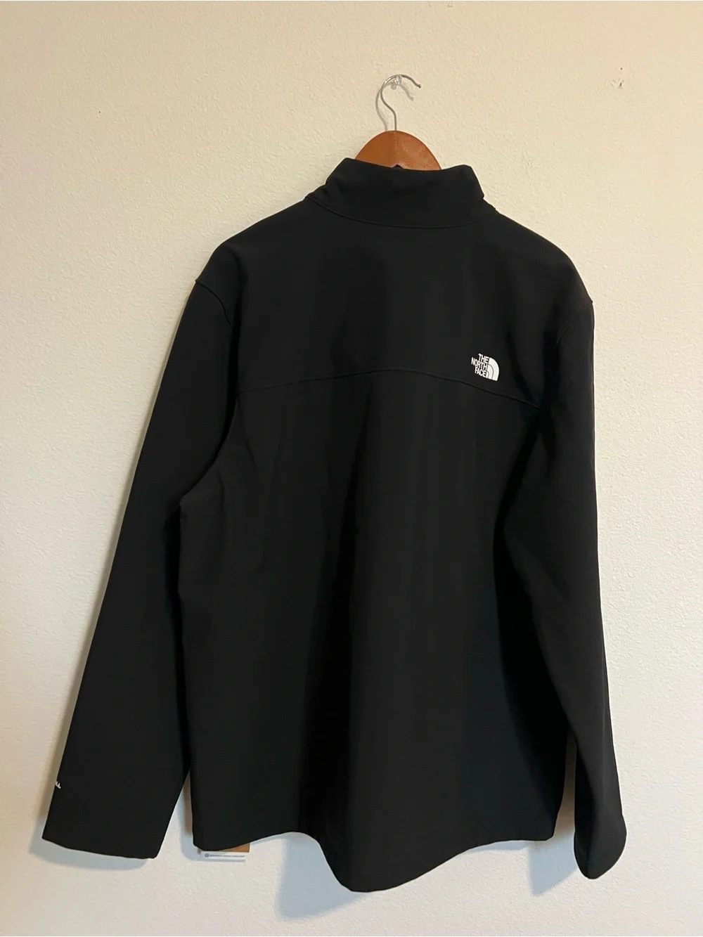 The North Face lightweight black