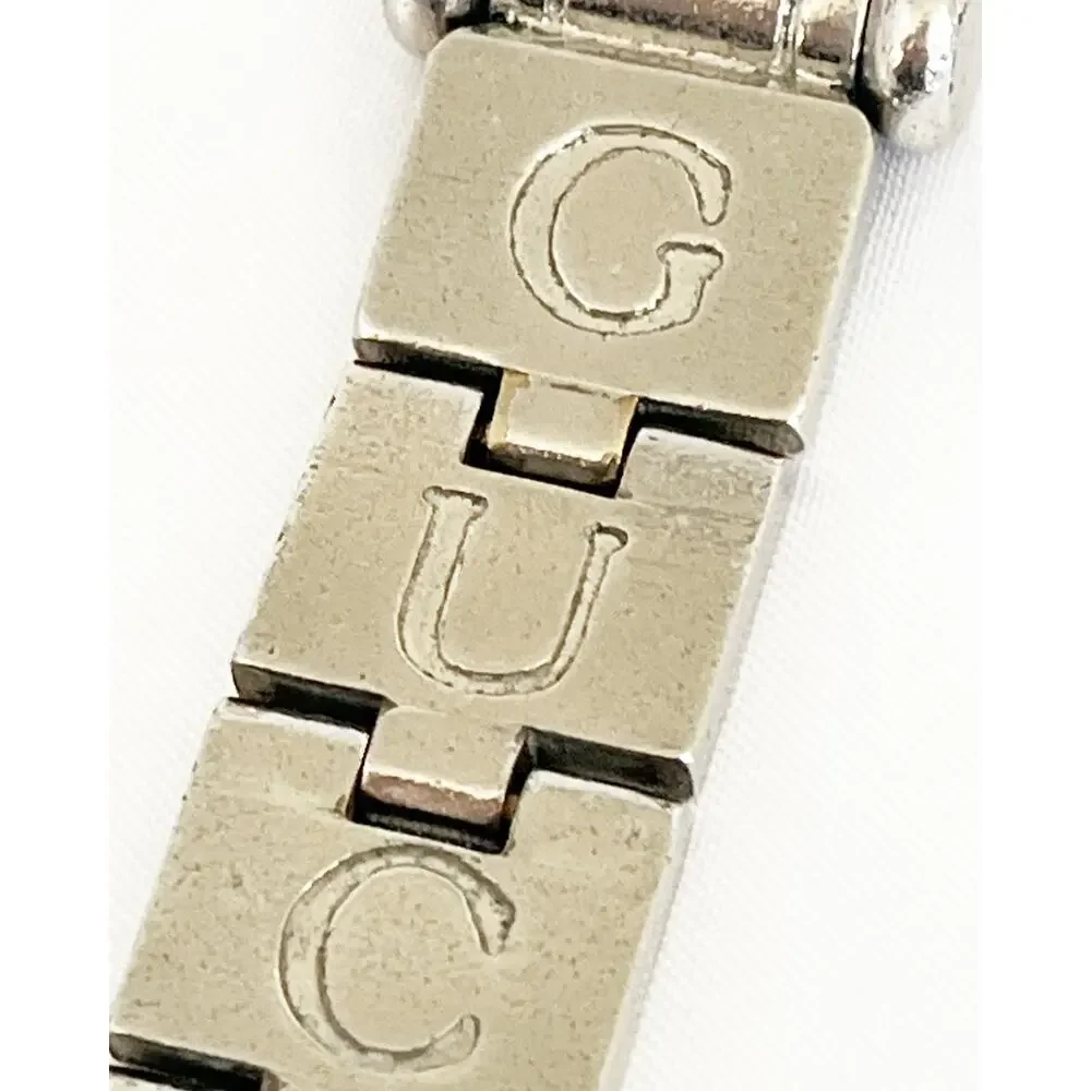 Gucci logo keychain