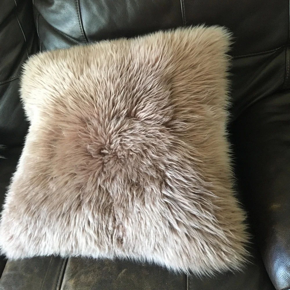N/A sheepskin pillow