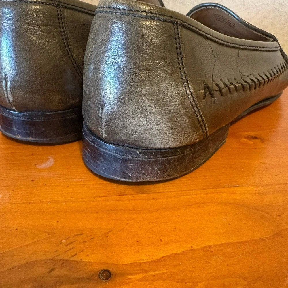 Florsheim black occasions intricate