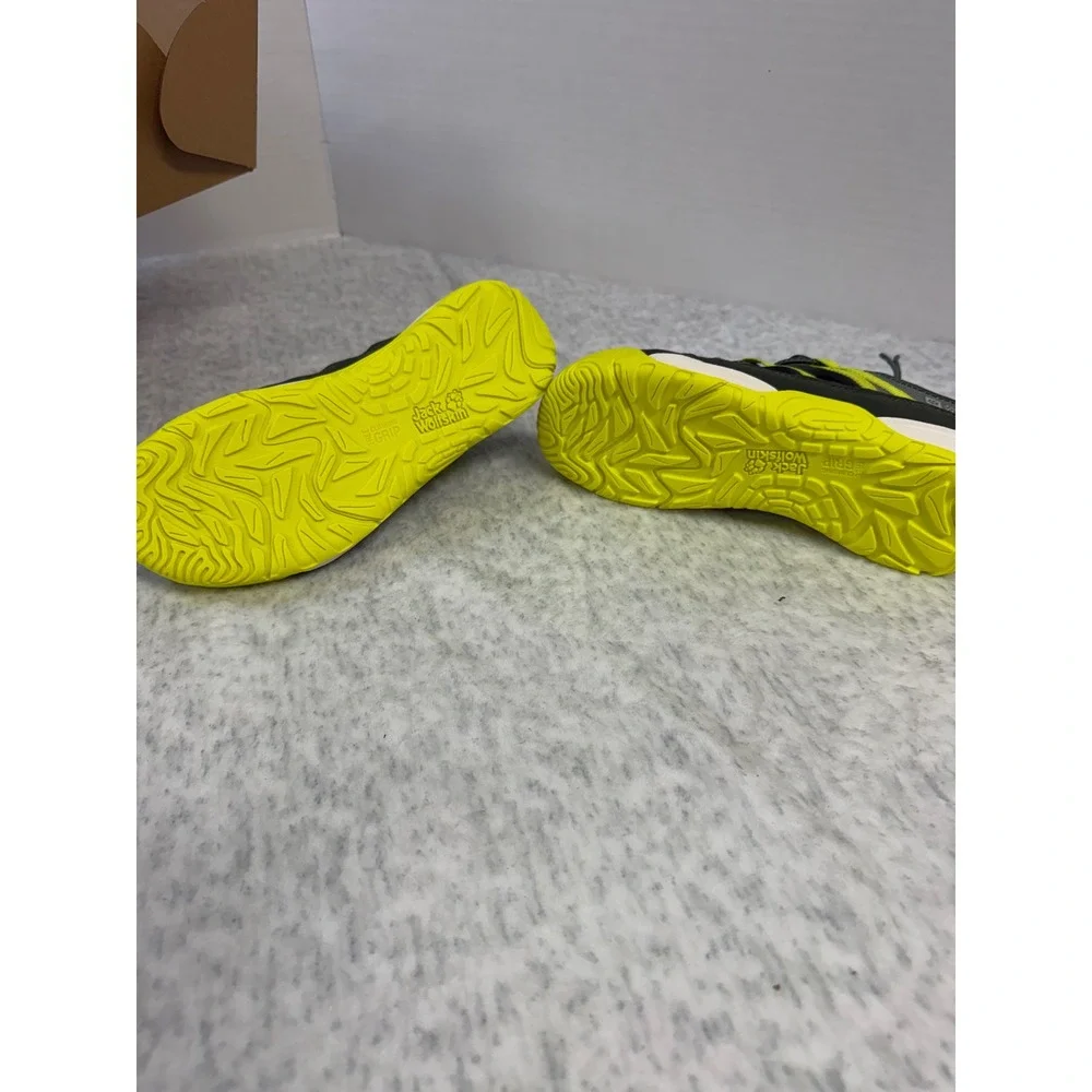 Jack Wolfskin design hybrid ensures