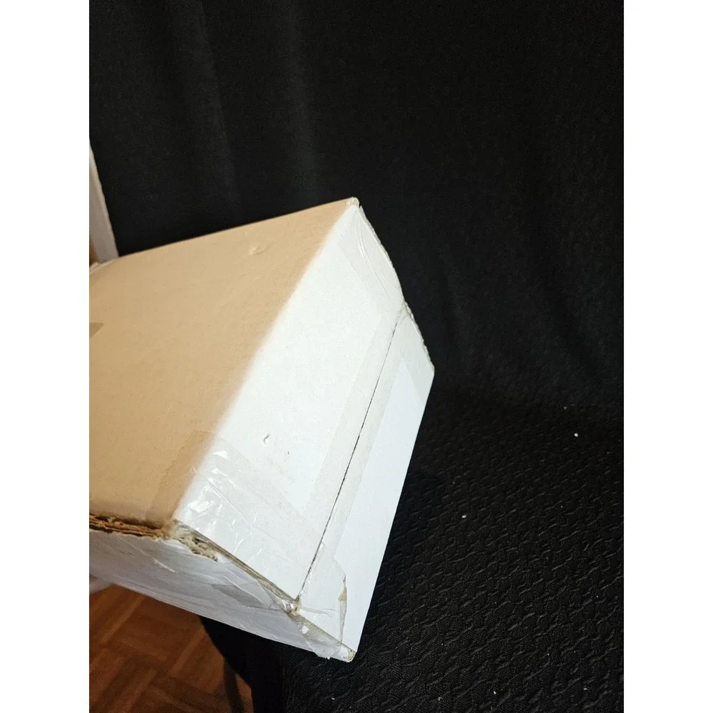The Unbranded Brand item new