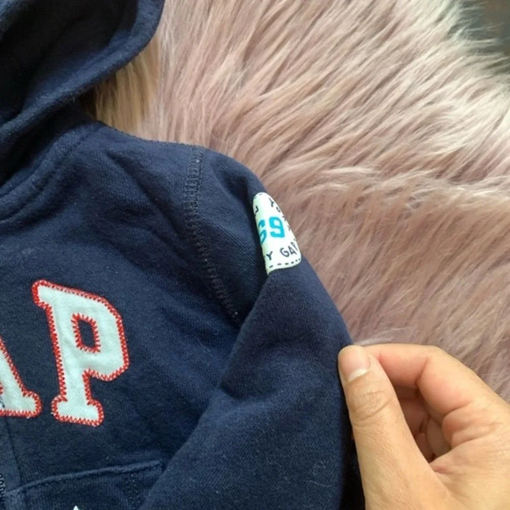 GAP cute patchwork