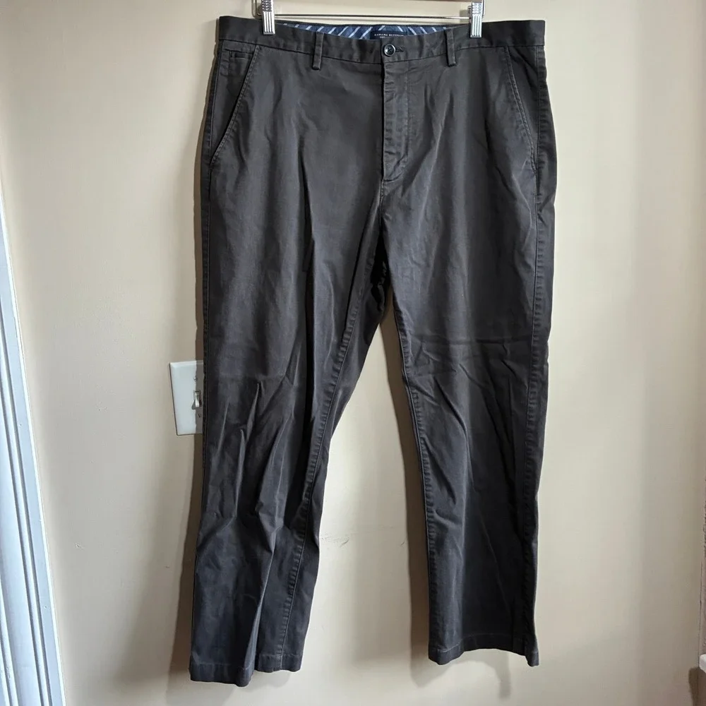 Banana Republic Vintage Straight Chinos 38x32 Gray Mens Stretch Cotton Pants