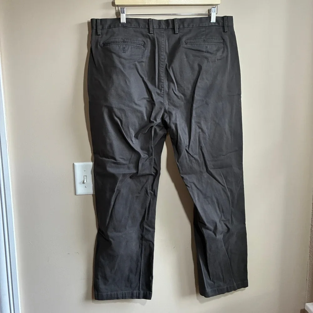 Banana Republic Vintage Straight Chinos 38x32 Gray Mens Stretch Cotton Pants