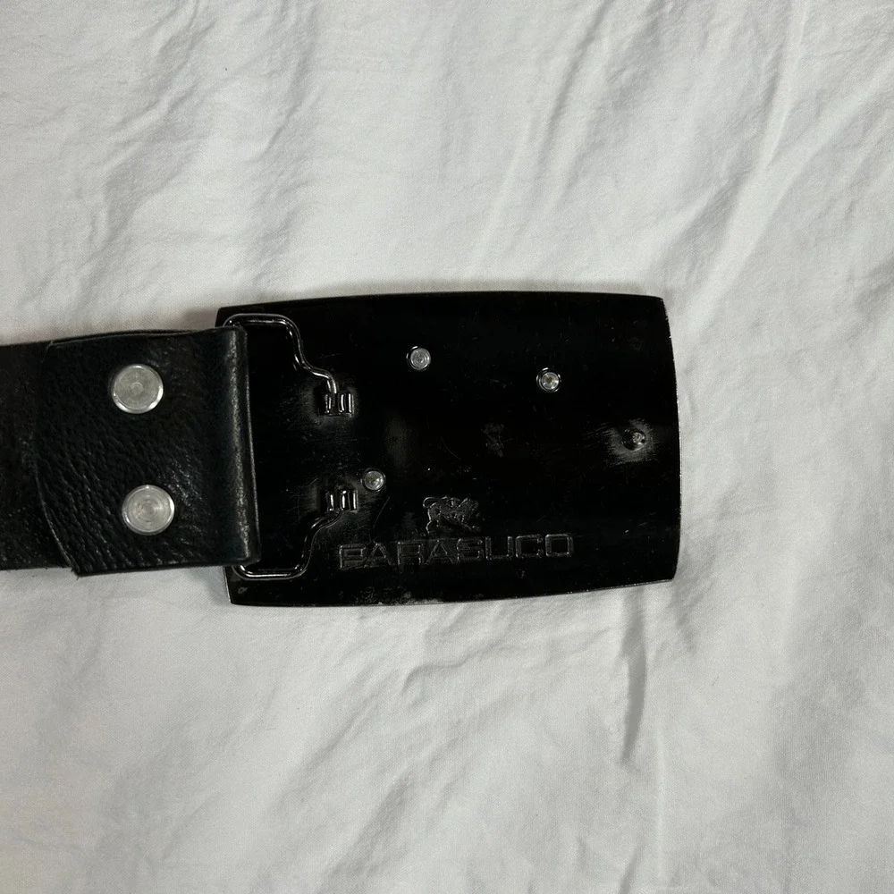 Parasuco lion hardware