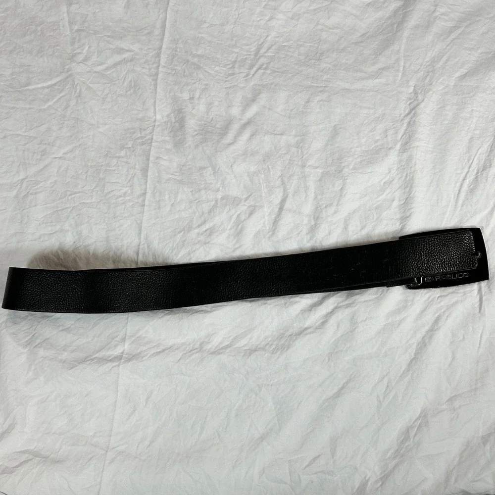 Parasuco hardware detail