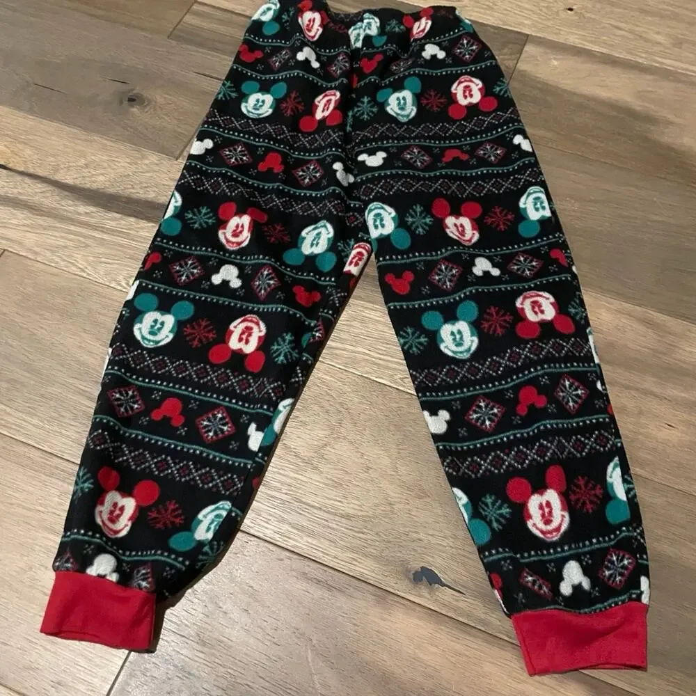 Disney including details holiday