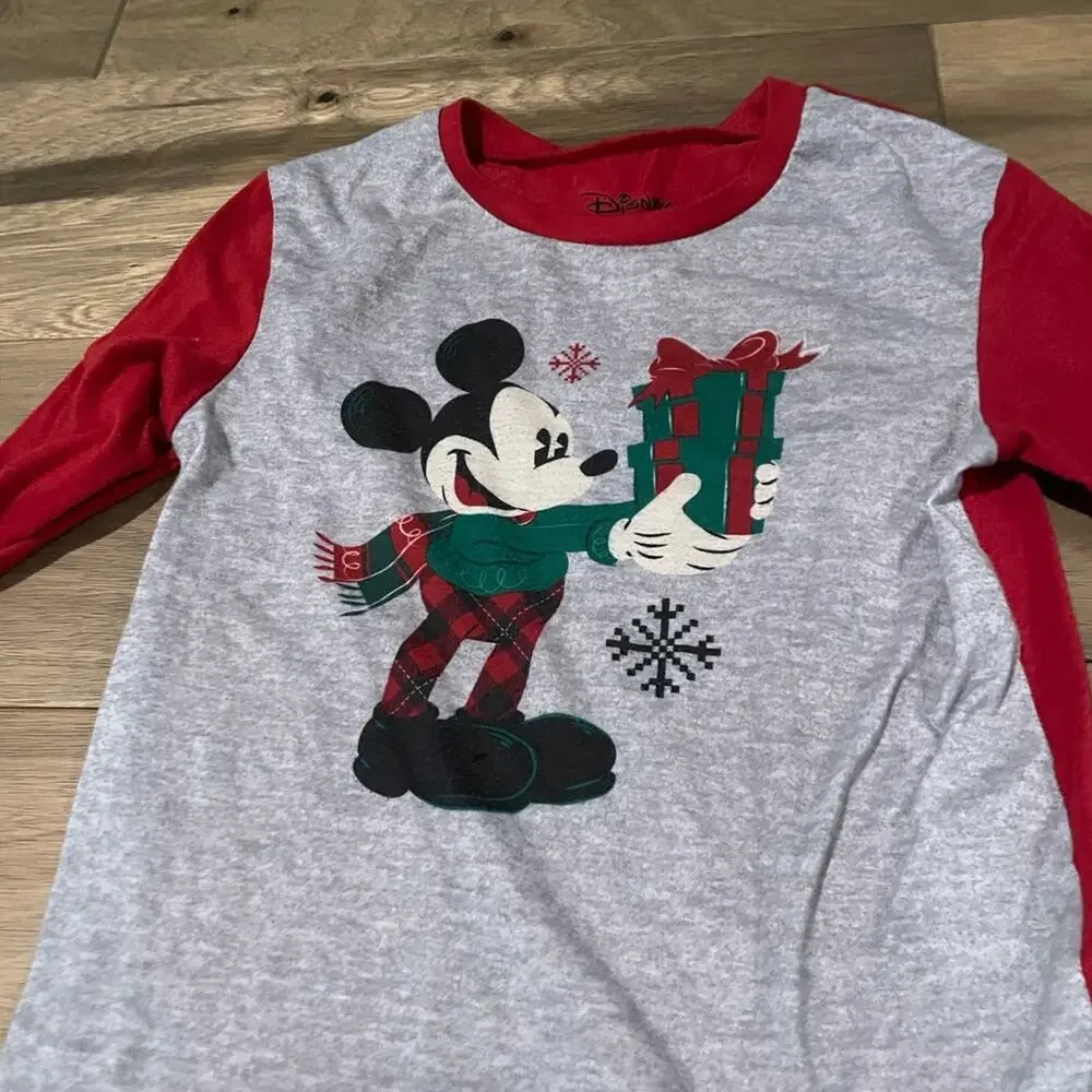 Disney pajamas very