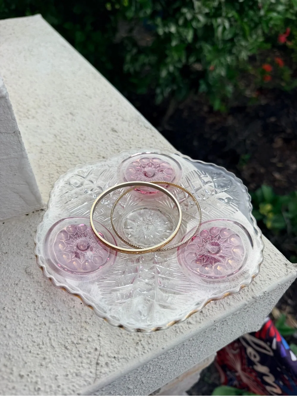 Vintage Hofbauer Byrdes Crystal Footed Cake Plate Pink Bird Medallions Germany