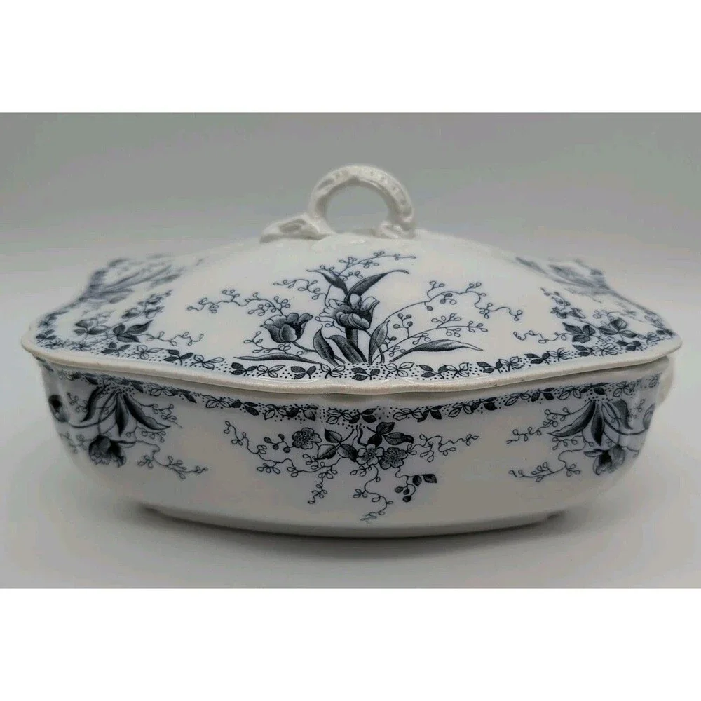Alfred Meakin Westmeath Lidded Tureen Covered Casserole Floral Blue White CRACK
