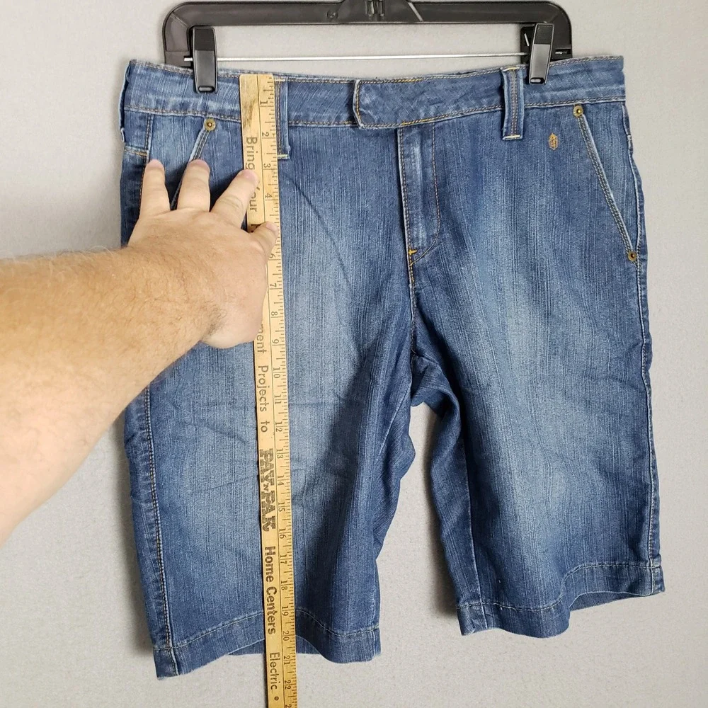 Levis levis long