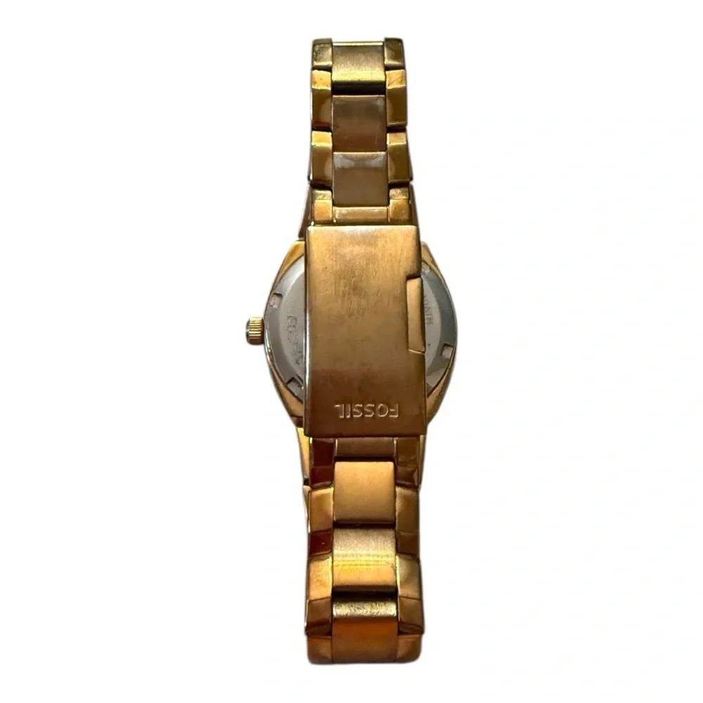 Fossil needs battery
