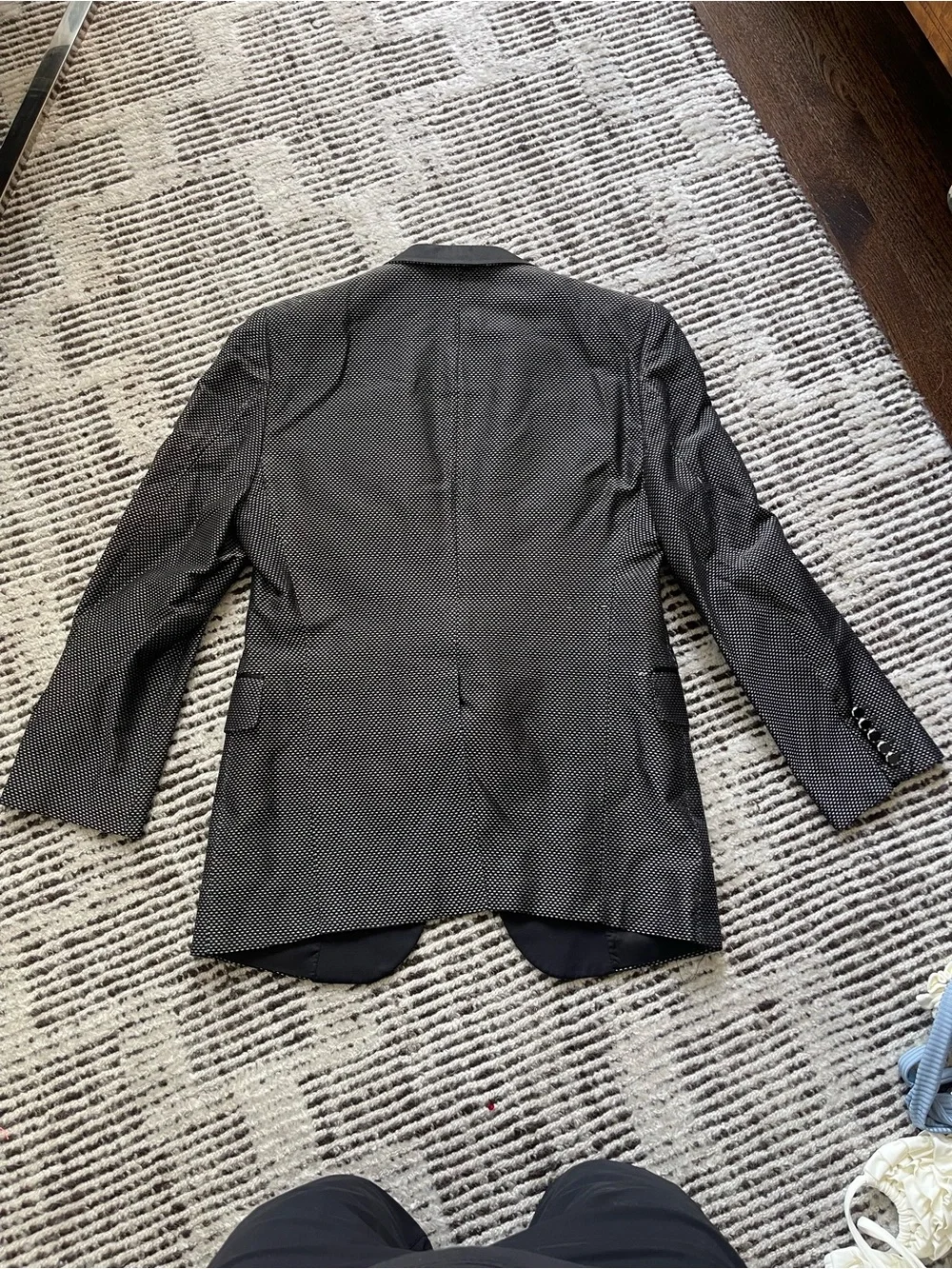 GUCCI | Men's Black/Silver Micro-Pattern Tuxedo Blazer